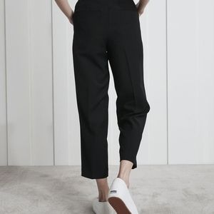 BNWT Black RW&CO Flowy Jogger